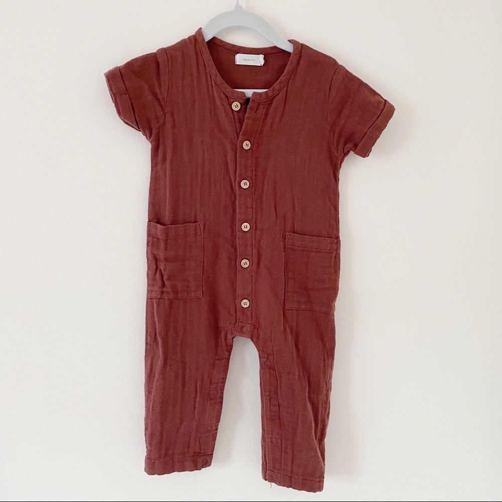 Jamie Kay organic cotton muslin blend Ryan onepiece in color clay. 6-12 months